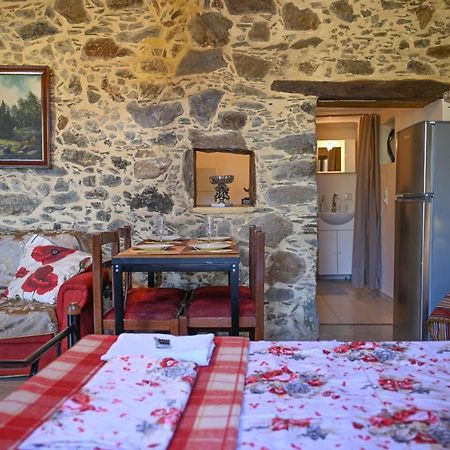 Stone House For Relaxation In Elos キサモス エクステリア 写真